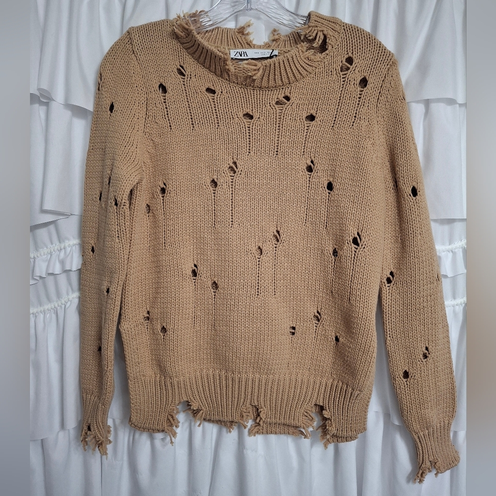 NWT Zara Tan Distressed Women's Sweater Size S